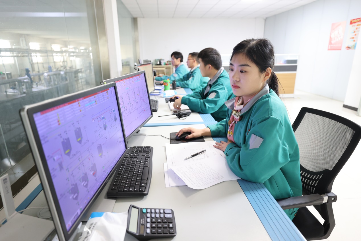 蕭縣民營經(jīng)濟(jì)增速領(lǐng)跑全省的密碼 以計(jì)算機(jī)技術(shù)開發(fā)為引擎，驅(qū)動(dòng)產(chǎn)業(yè)創(chuàng)新升級